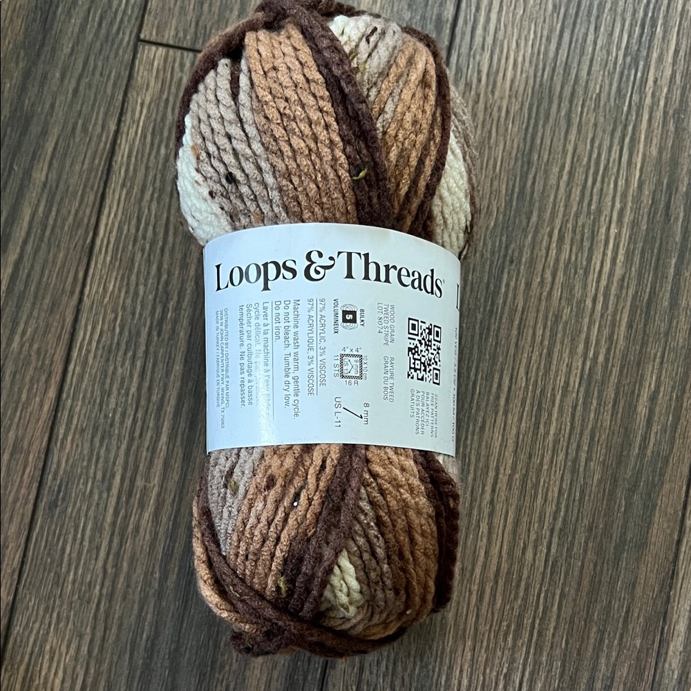 Loops & Threads Charisma Wood Grain Tweed Stripe Yarn 1 Skein New